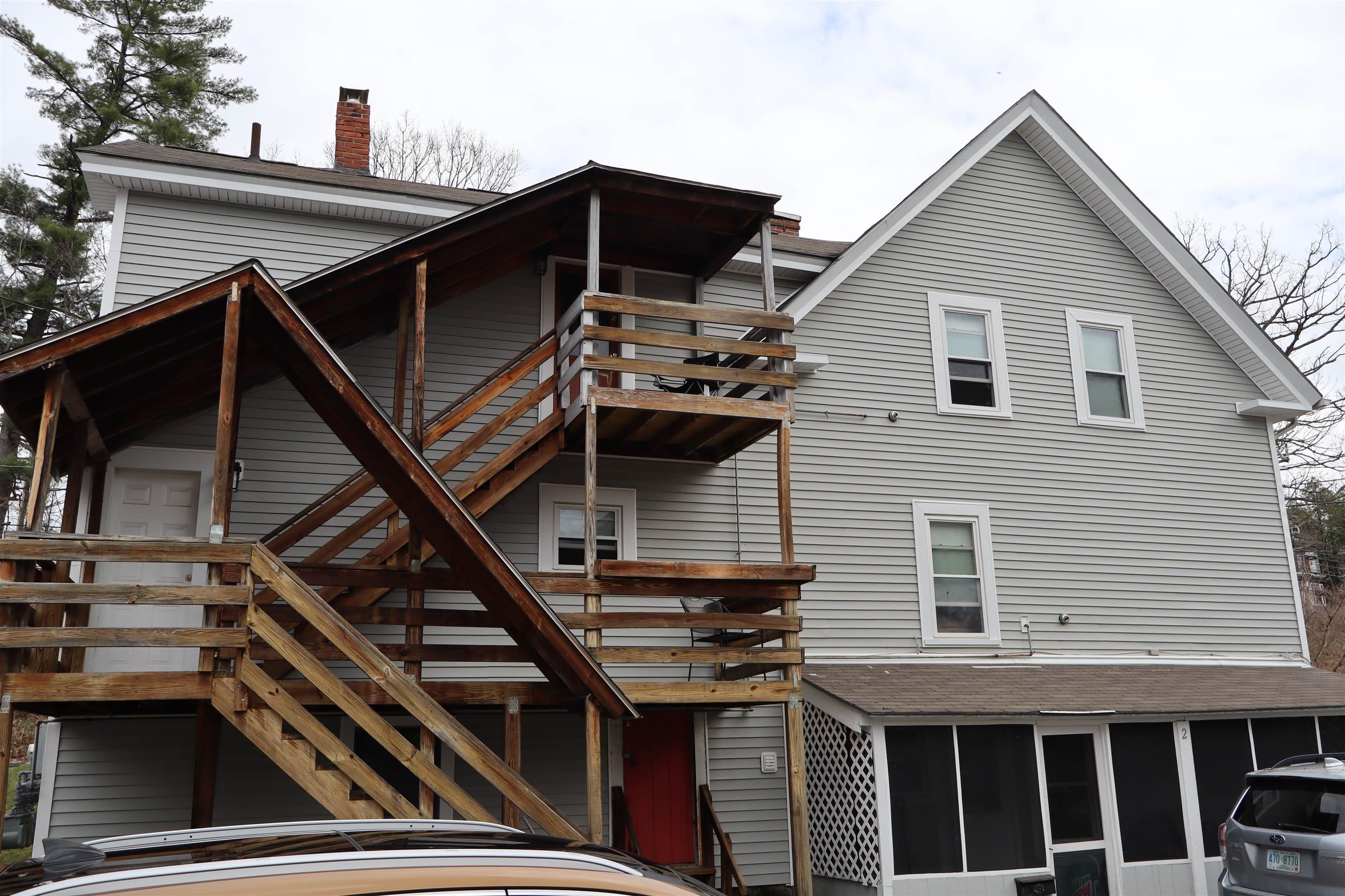 271 Village Street Concord, NH 03303 - Photo 3 of 17