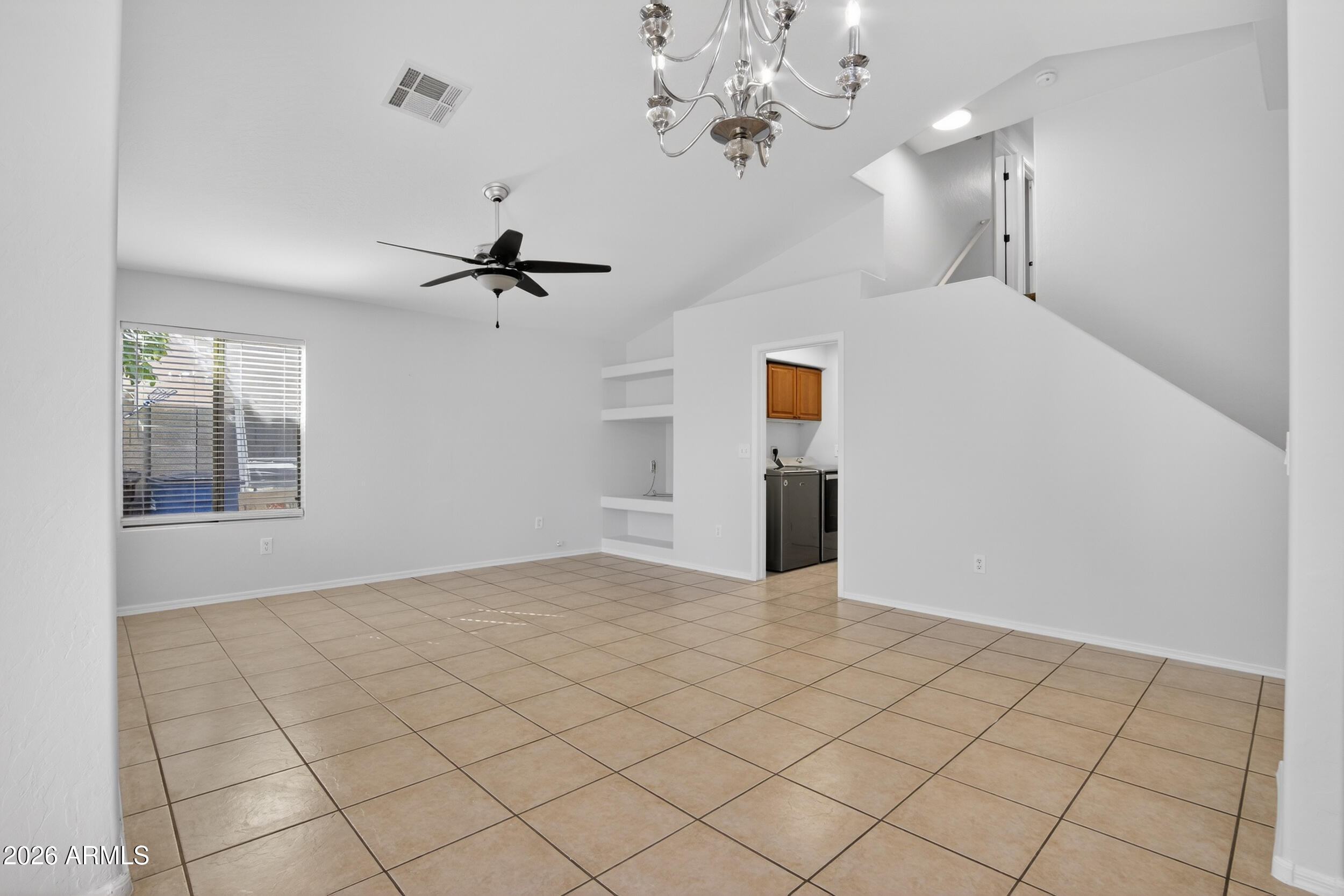 2009 East Appaloosa Road Gilbert, AZ 85296 - Photo 13 of 41 032_a4m_lh