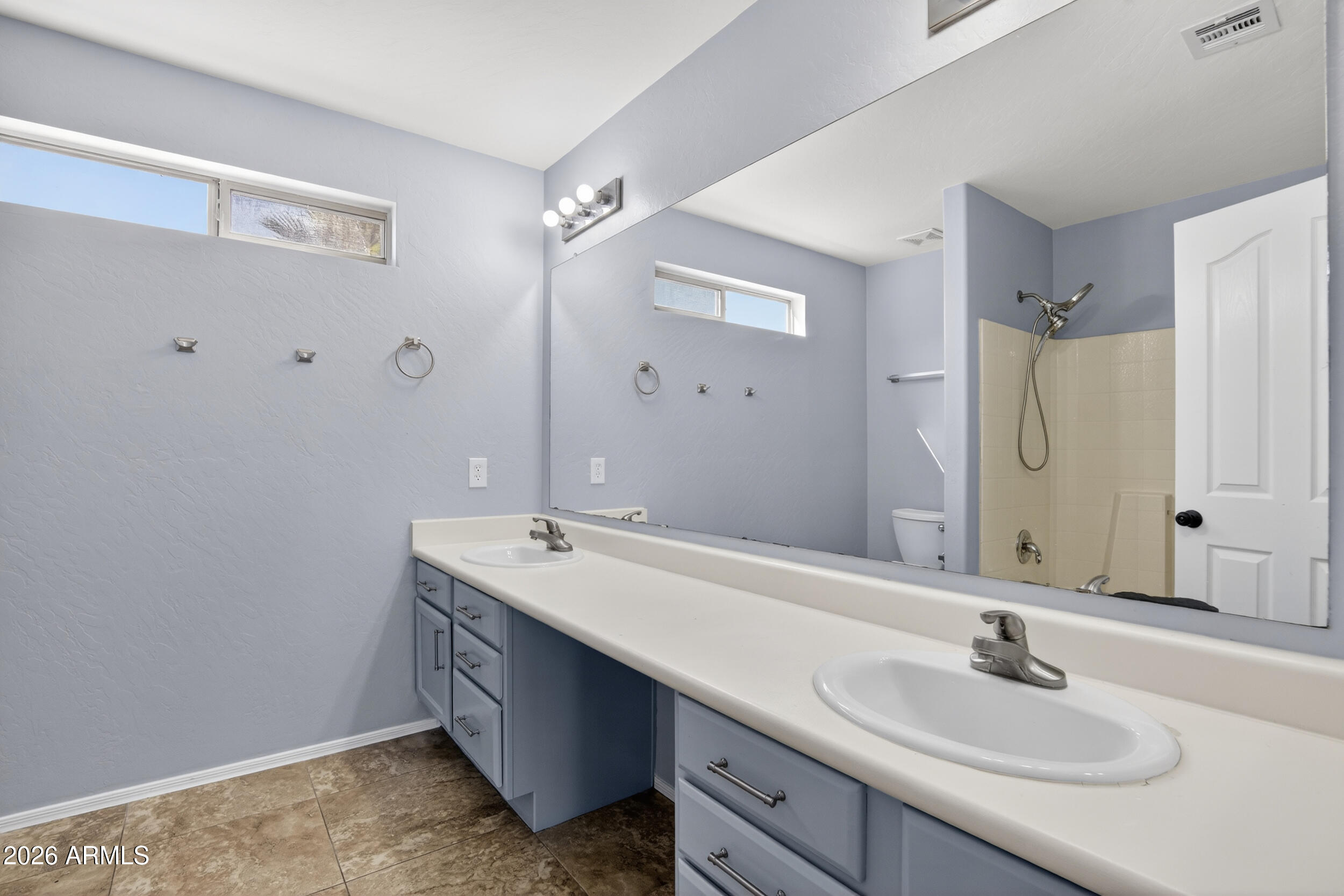 2009 East Appaloosa Road Gilbert, AZ 85296 - Photo 20 of 41 055_a4m_lh