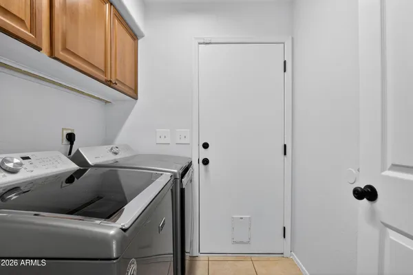 $2,650 | 2009 East Appaloosa Road, Gilbert, AZ 85296