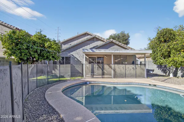 $2,650 | 2009 East Appaloosa Road, Gilbert, AZ 85296