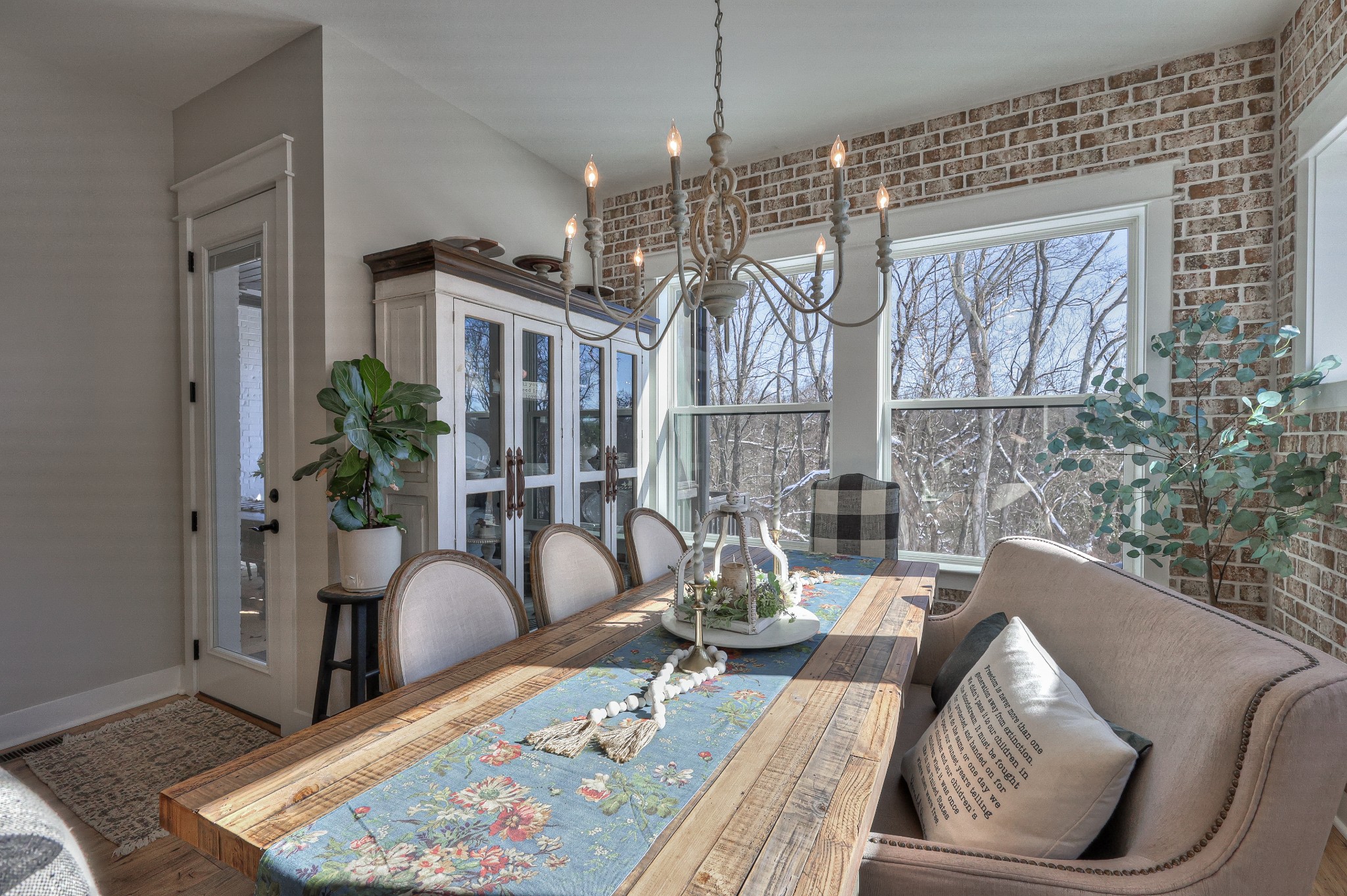 7760 Thayer Road Nolensville, TN 37135 - Photo 16 of 58 a living room with furniture and a chandelier