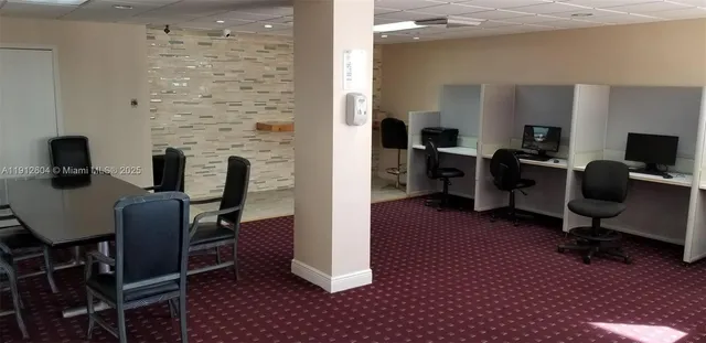 $3,995 | 2101 South Ocean Drive, Unit 1702, Hollywood, FL 33019