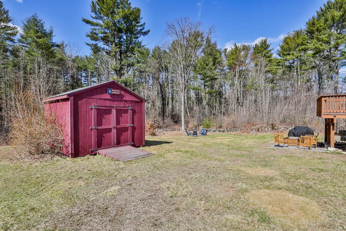 3 Middleridge Road Derry, NH 03038 - Photo 33 of 35