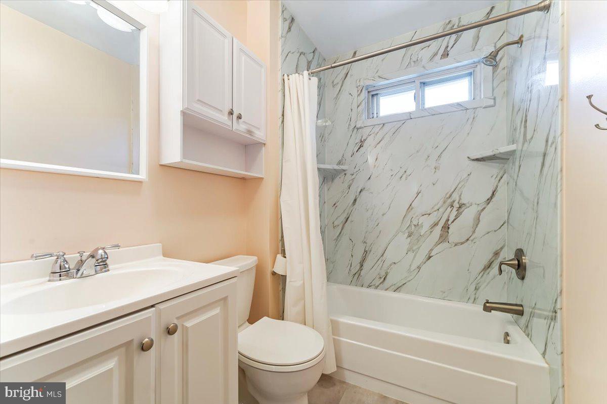 120 President Avenue Rutledge, PA 19070 - Photo 34 of 41 Hall bath