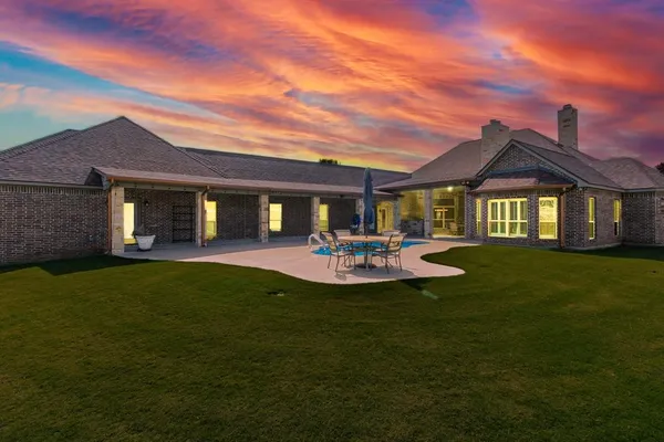 $1,150,000 | 20 Independence Trail, Waco, TX 76708