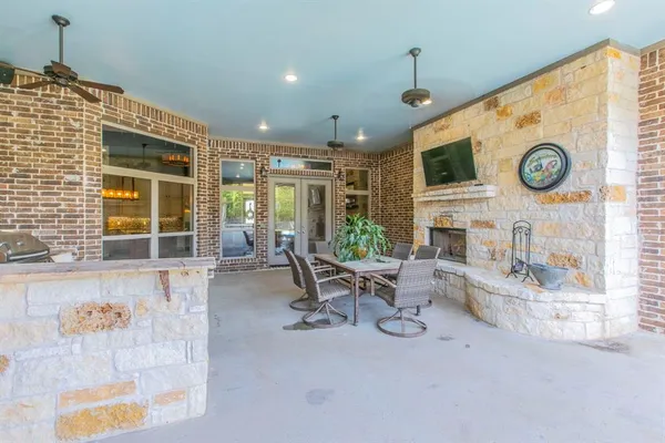 $1,150,000 | 20 Independence Trail, Waco, TX 76708