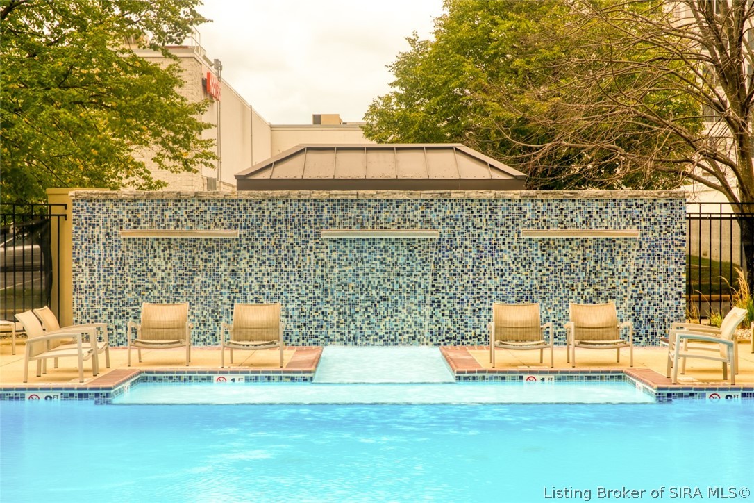 618 West Riverside Drive Jeffersonville, IN 47130 - Photo 41 of 51 Outdoor Pool