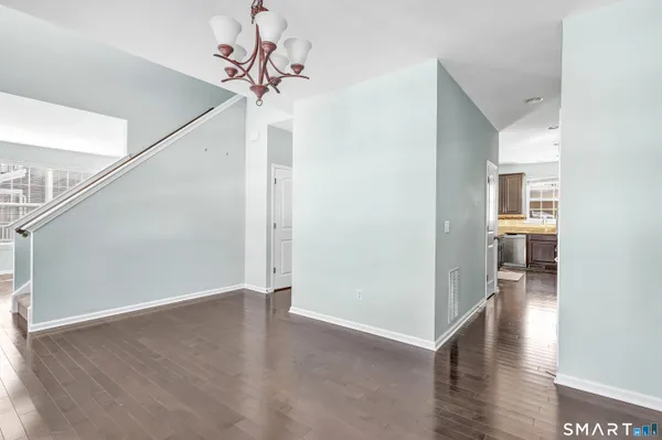 $649,000 | 9 Fox Run Lane, Seymour, CT 06483