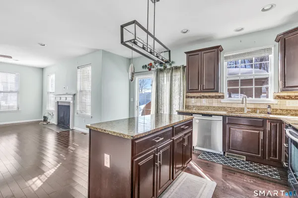 $649,000 | 9 Fox Run Lane, Seymour, CT 06483