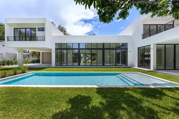 $6,350,000 | 5921 Southwest 84th Street, South Miami, FL 33143