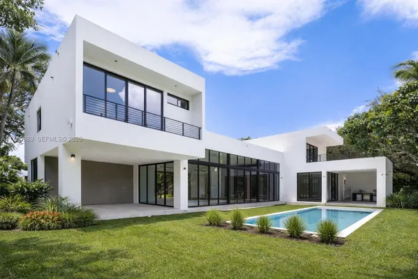 $6,350,000 | 5921 Southwest 84th Street, South Miami, FL 33143