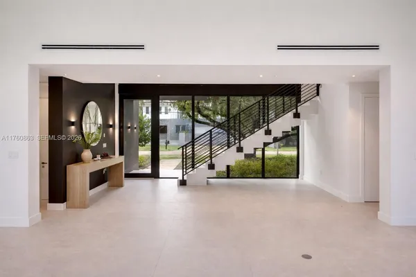 $6,350,000 | 5921 Southwest 84th Street, South Miami, FL 33143