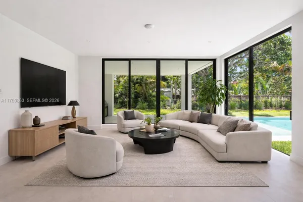 $6,350,000 | 5921 Southwest 84th Street, South Miami, FL 33143