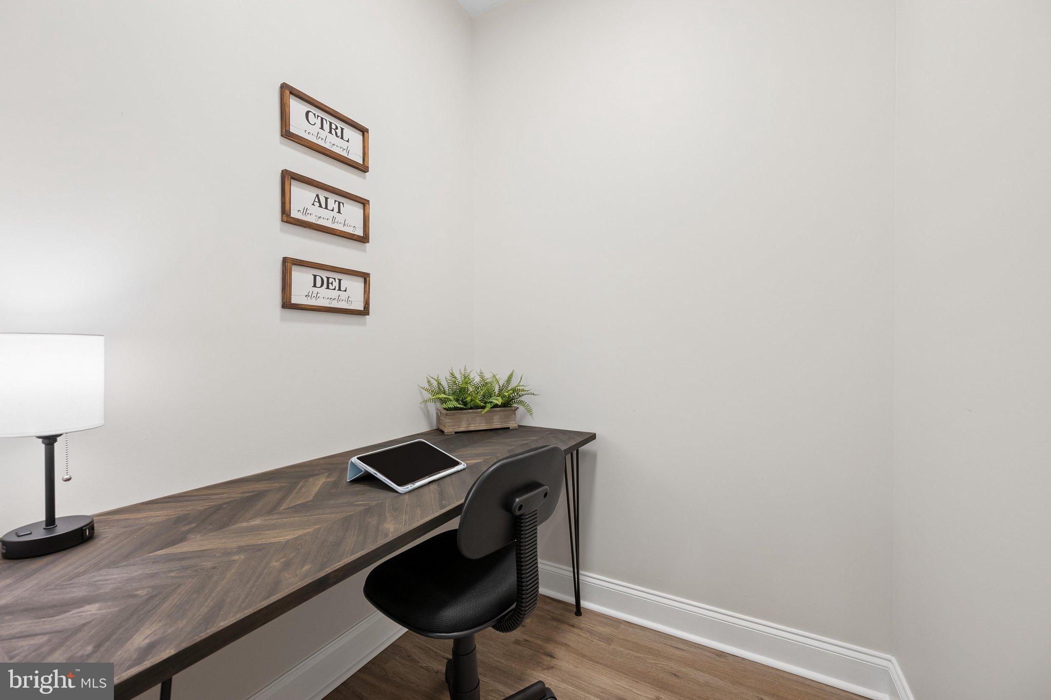 2250 Bear Den Road, Unit 207 Frederick, MD 21701 - Photo 15 of 119 Nook/Office