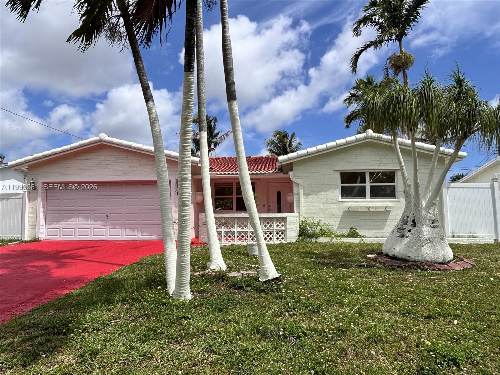 839 South Highland Drive, Unit RIGHT Hollywood, FL 33021 - Photo 3 of 28 Photo 3