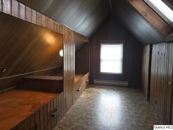 $99,000 | 220 North Scofield Street, Carthage, IL 62321