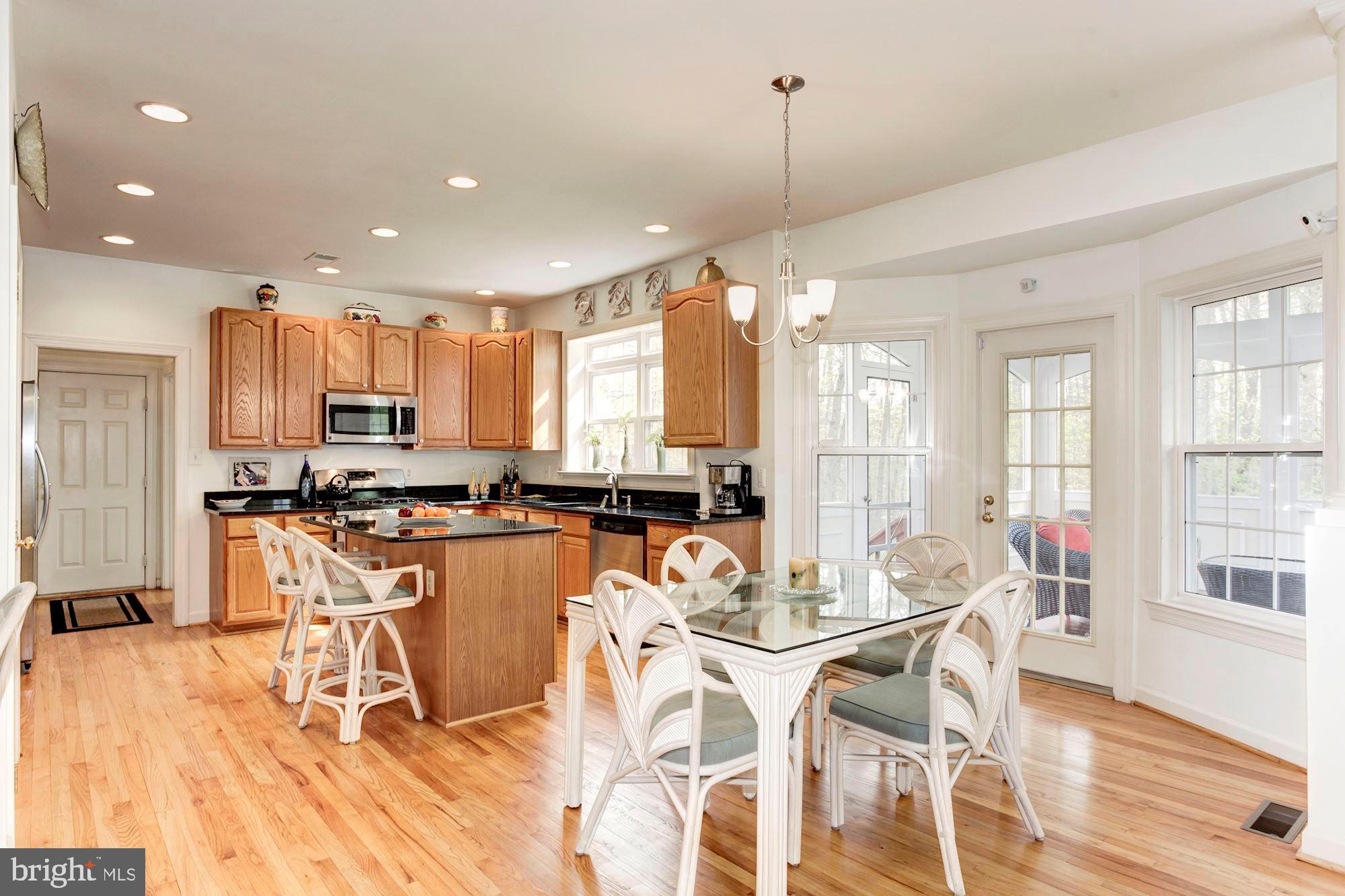 5303 Backlick Road Springfield, VA 22151 - Photo 15 of 40 Kitchen