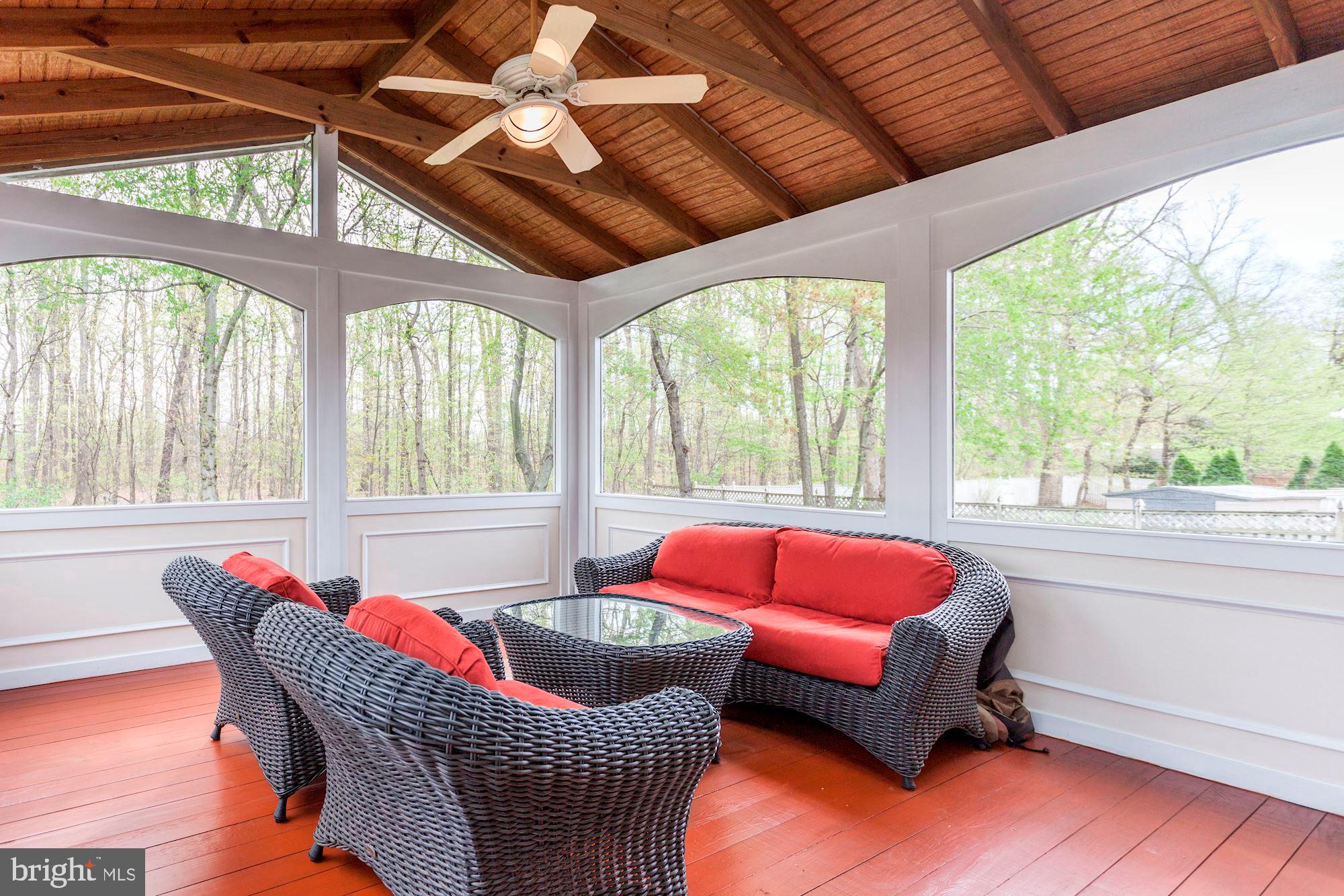 5303 Backlick Road Springfield, VA 22151 - Photo 20 of 40 Screened in Porch