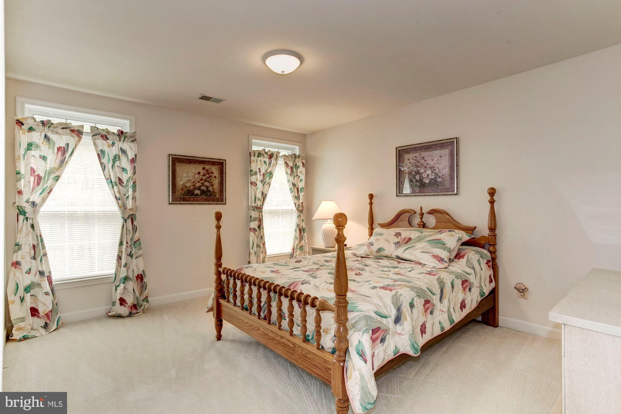 5303 Backlick Road Springfield, VA 22151 - Photo 26 of 40 Bedroom