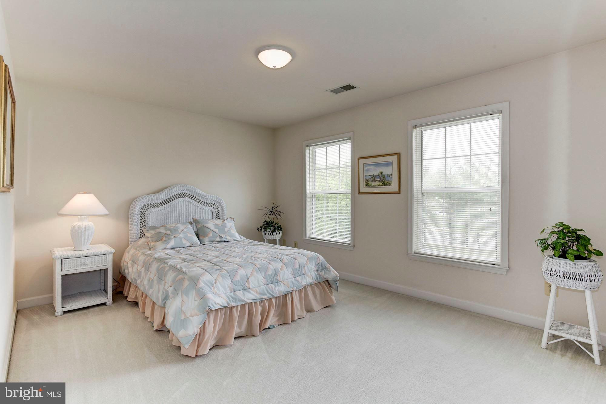 5303 Backlick Road Springfield, VA 22151 - Photo 28 of 40 Bedroom