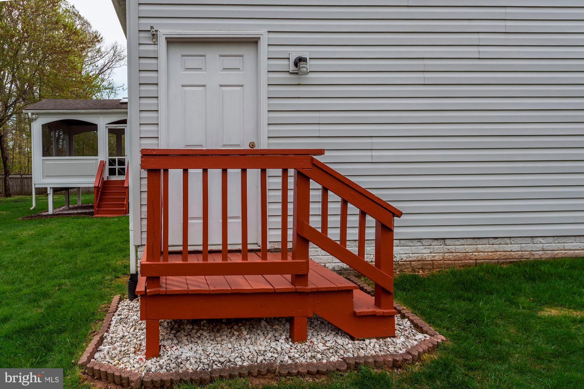 5303 Backlick Road Springfield, VA 22151 - Photo 39 of 40 Exterior