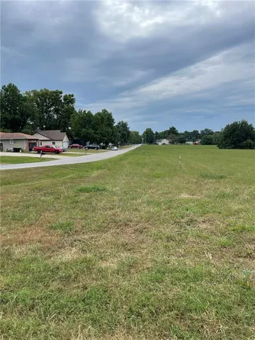 $1,000,000 | Jackson Street, El Dorado Springs, MO 64744