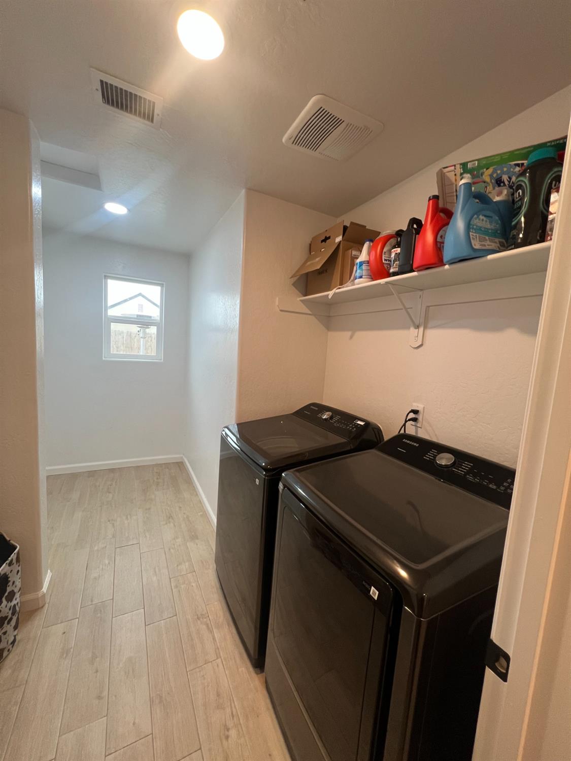 788 Apple Street Dinuba, CA 93618 - Photo 24 of 46 a view of storage and utility