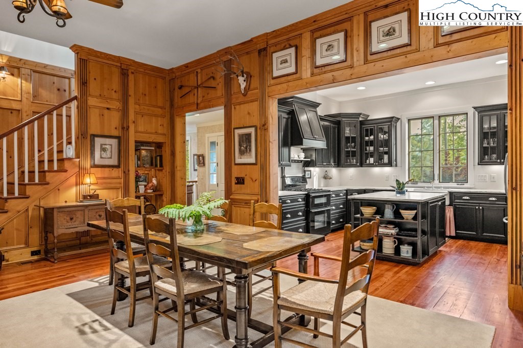 210 Farm Loop Road Banner Elk, NC 28604 - Photo 6 of 48