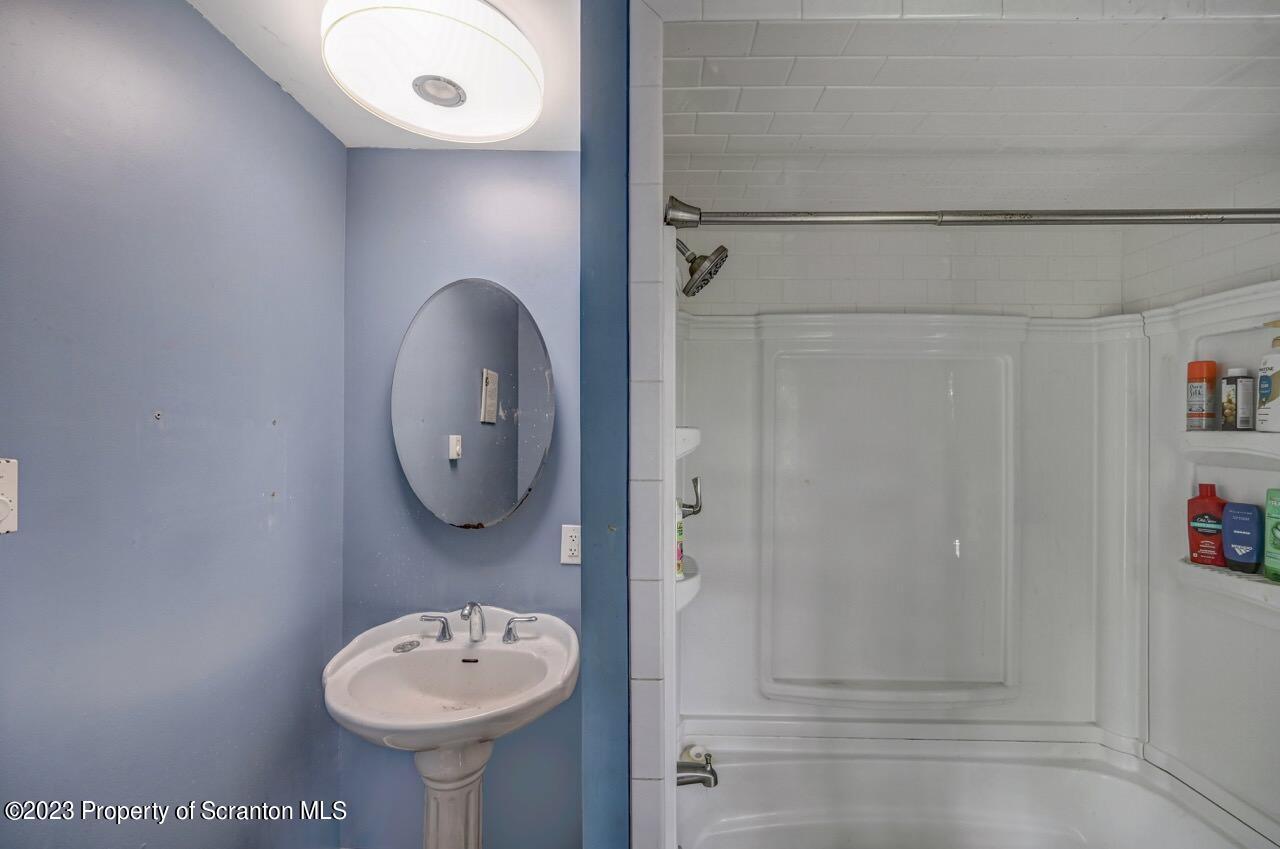 1109 Providence Road Scranton, PA 18508 - Photo 27 of 41 Gallery Image 27