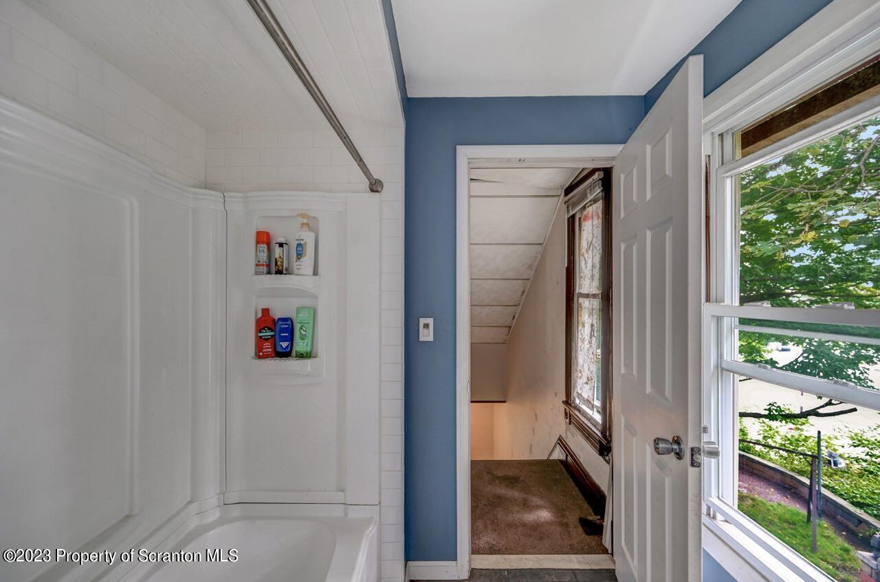 1109 Providence Road Scranton, PA 18508 - Photo 28 of 41 Gallery Image 28