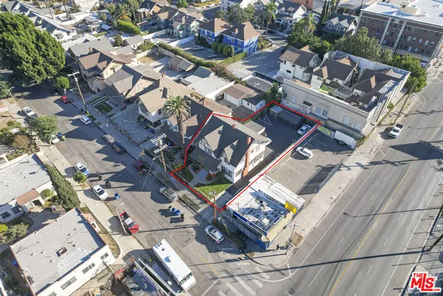 $1,270,000 | 2982 West 15th Street, Los Angeles, CA 90006