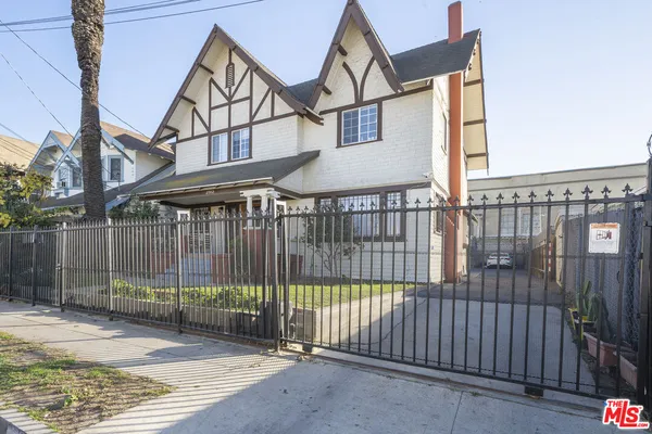 $1,270,000 | 2982 West 15th Street, Los Angeles, CA 90006