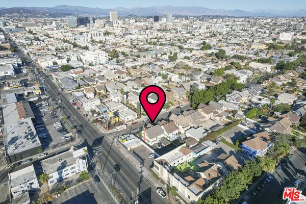 $1,270,000 | 2982 West 15th Street, Los Angeles, CA 90006