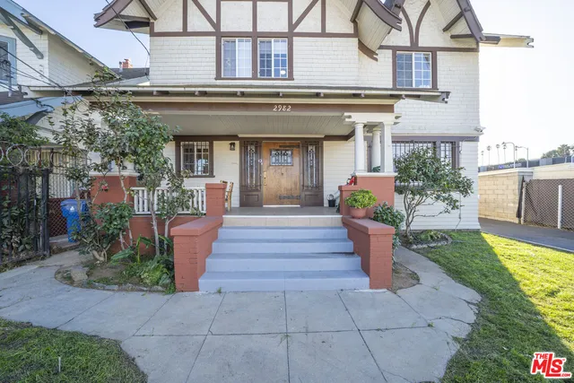 $1,270,000 | 2982 West 15th Street, Los Angeles, CA 90006