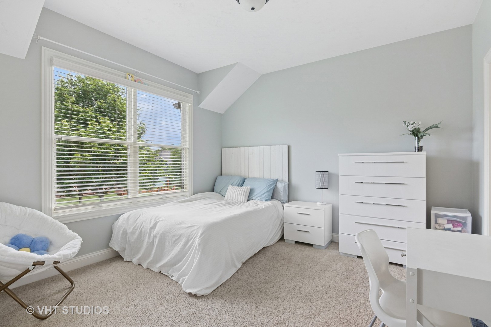 76 Landon Circle Wheaton, IL 60189 - Photo 32 of 51