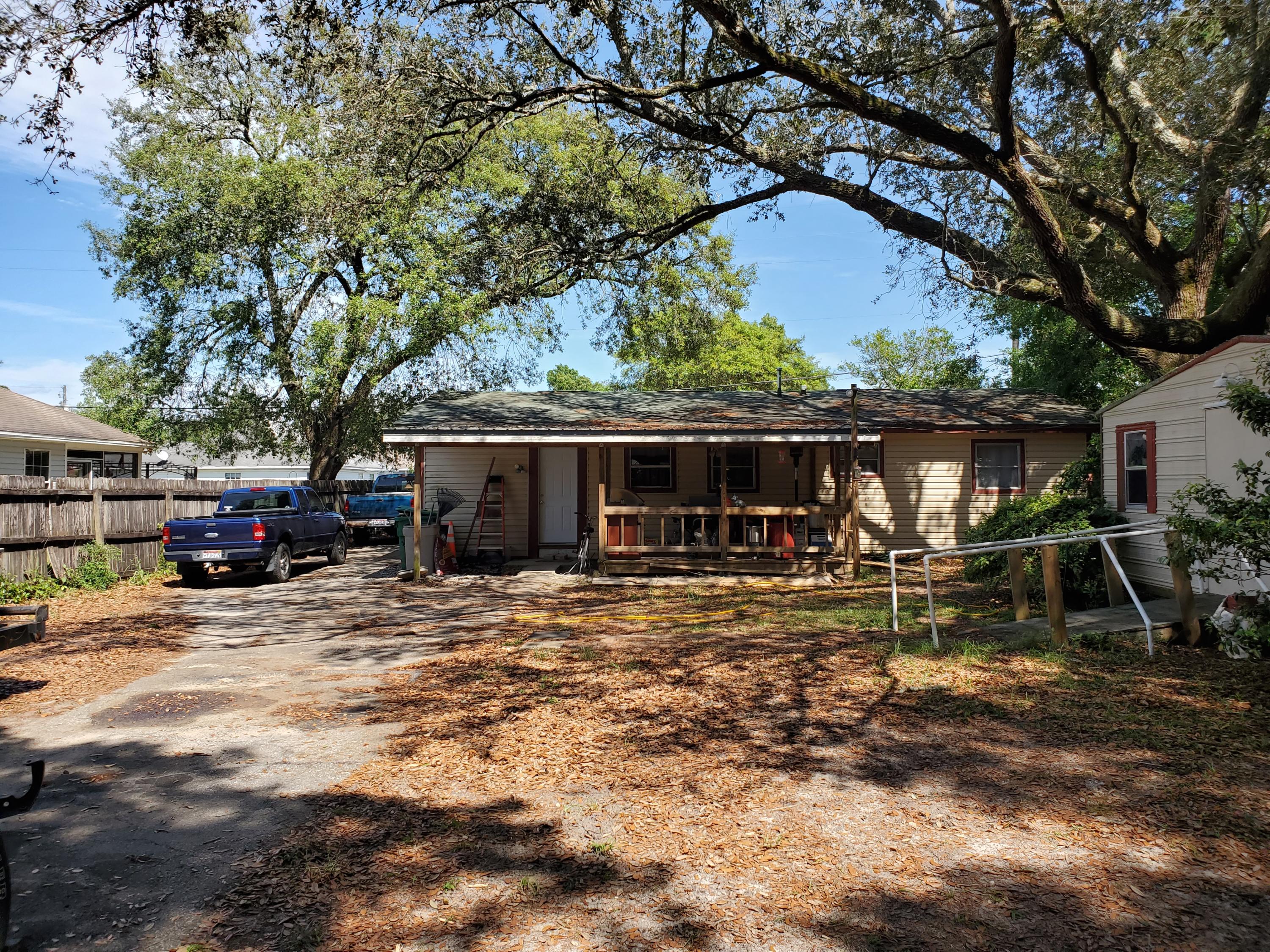 85 Hawkins Road Fort Walton Beach, FL 32547 - Photo 29 of 37 20200420_144448