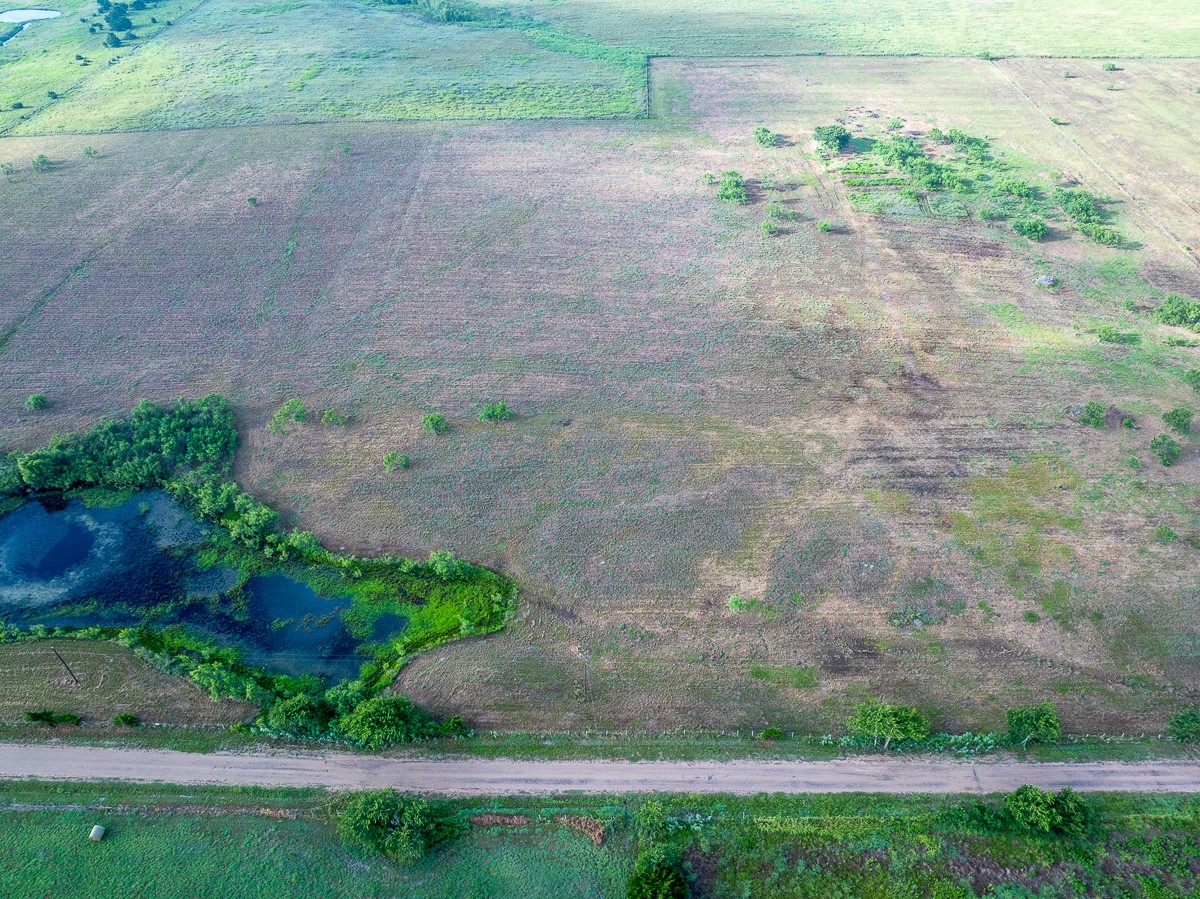 1 Berger Road Schulenburg, TX 78956 - Photo 3 of 10 Gallery Image 3
