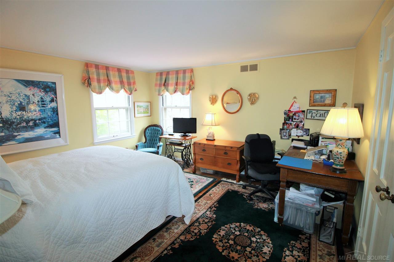 307 McMillan Road Grosse Pointe Farms, MI 48236 - Photo 23 of 48