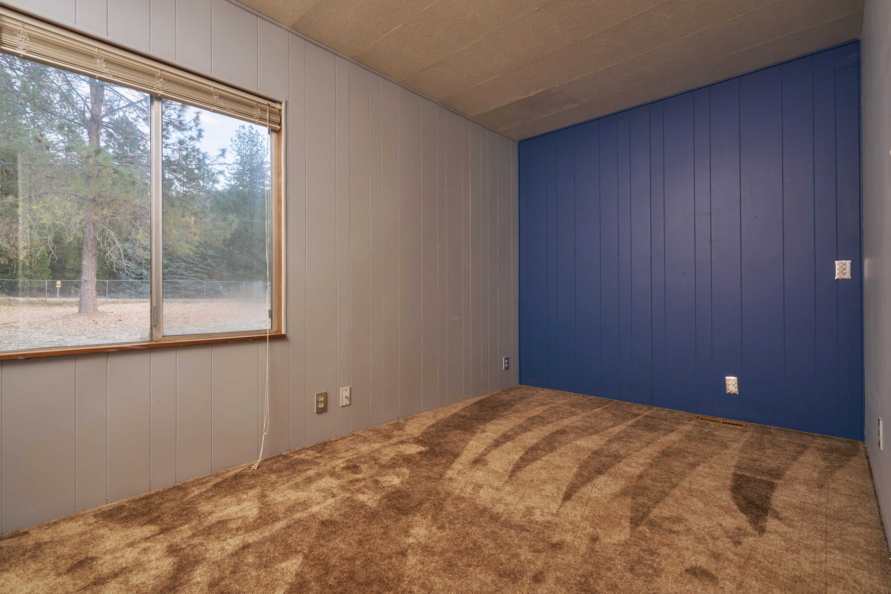 16881 Ford Road Rogue River, OR 97537 - Photo 13 of 24 16881 Ford Rd_MLS_12