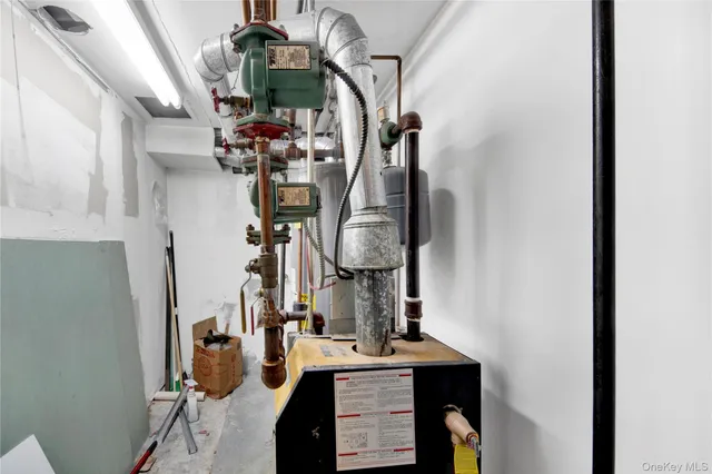 $939,000 | 721 Thieriot Avenue | Soundview