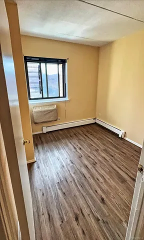 $939,000 | 721 Thieriot Avenue | Soundview