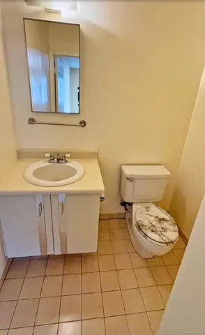 $939,000 | 721 Thieriot Avenue | Soundview