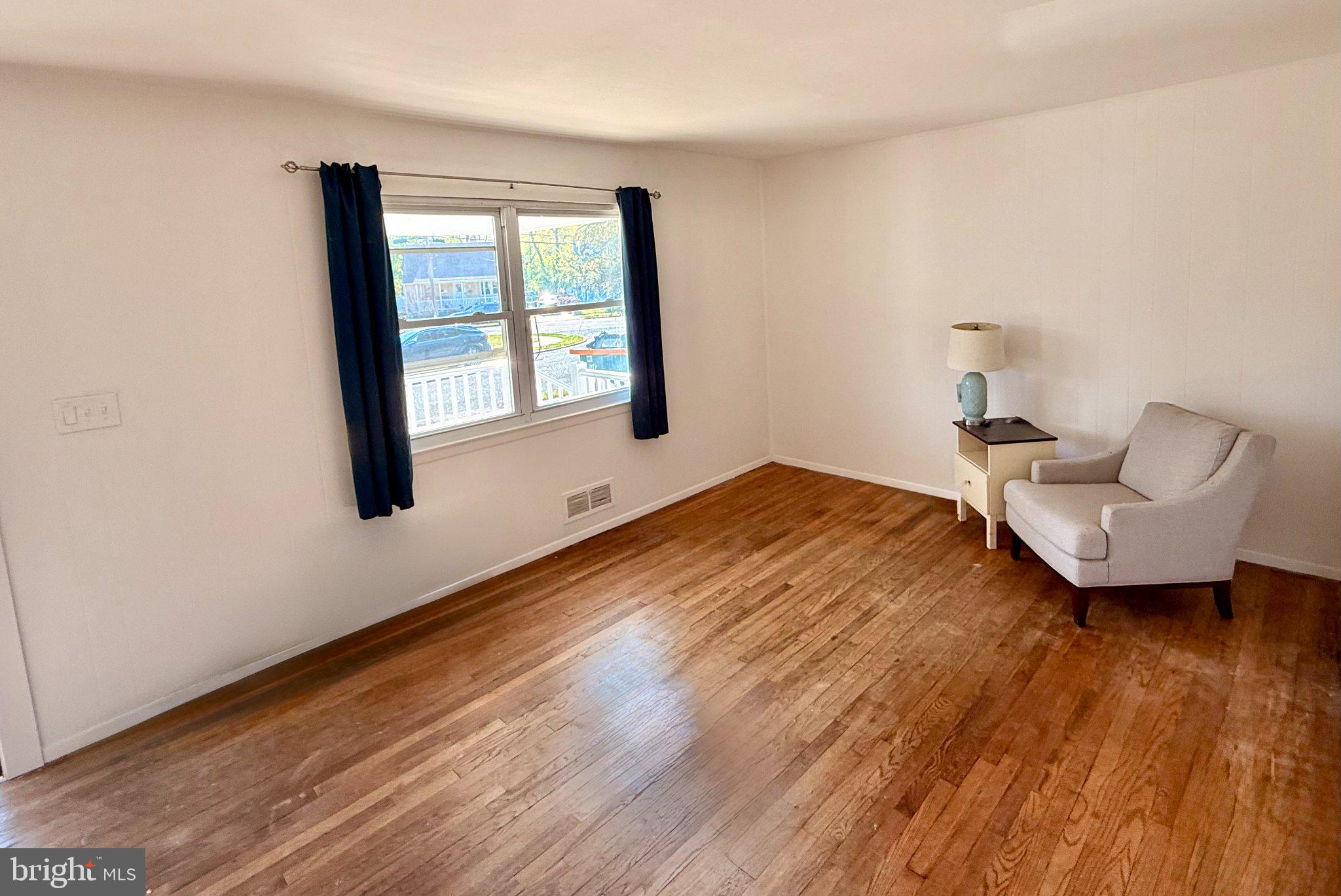 4 Llewellyn Place Hamilton, NJ 08620 - Photo 5 of 14 Bright and airy living space awaits.