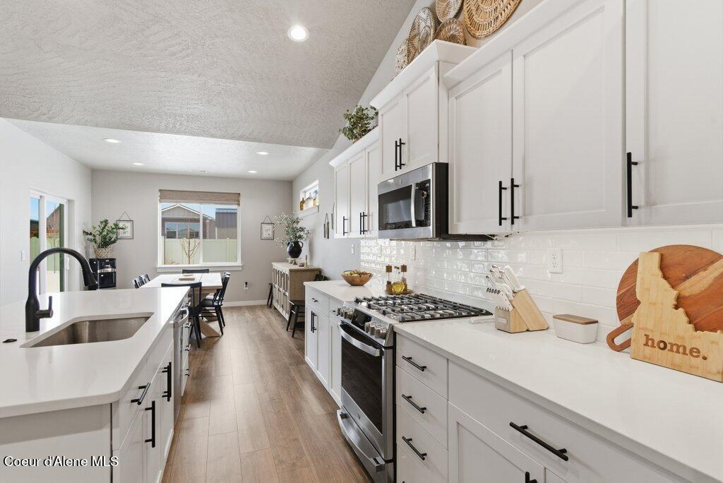 4026 May Ella Loop Post Falls, ID 83854 - Photo 19 of 54 040-4026MayEllaLoop-PostFalls-ID-83854-S