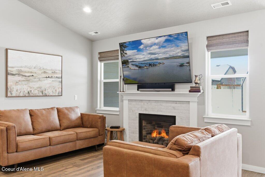 4026 May Ella Loop Post Falls, ID 83854 - Photo 9 of 54 030-4026MayEllaLoop-PostFalls-ID-83854-S