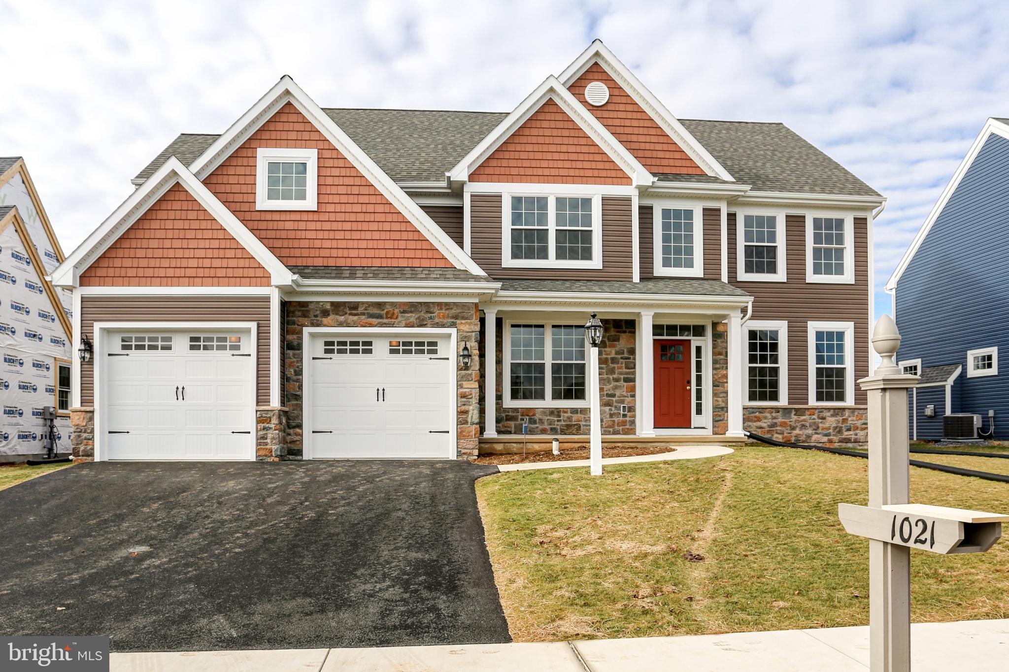 1021 Suffolk Drive, Unit 7 Lititz, PA 17543 - Photo 43 of 46 Street view .....soooo attractive