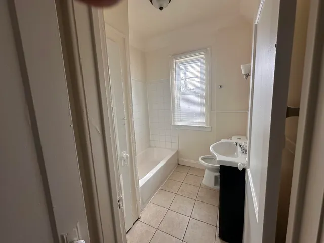 $1,100 | 2293 West Philadelphia Street, Detroit, MI 48206