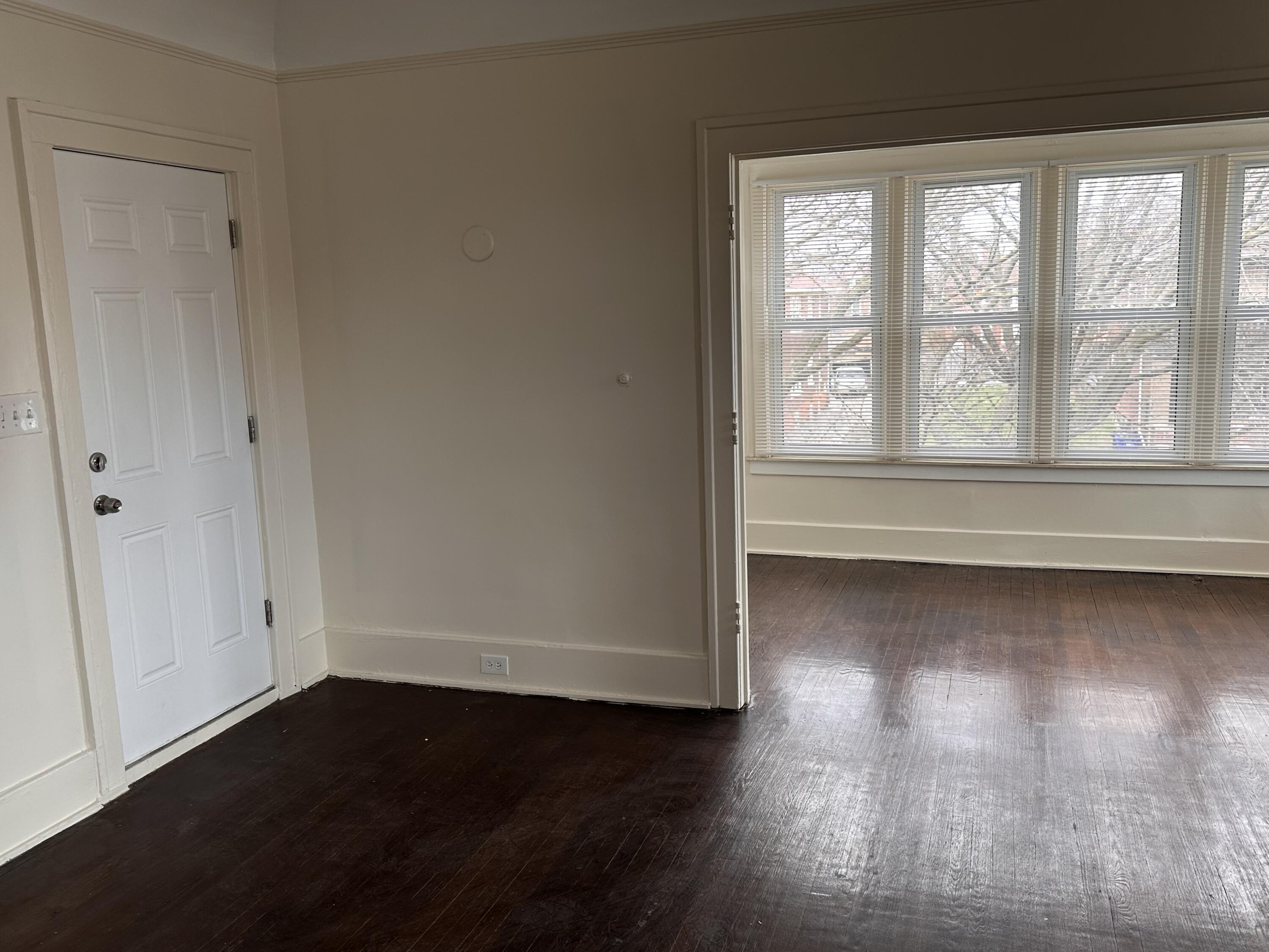 2293 West Philadelphia Street Detroit, MI 48206 - Photo 6 of 18 IMG_3457