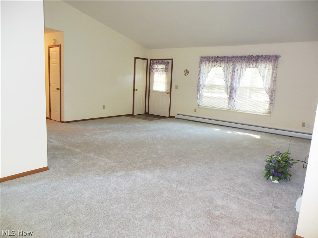 2361 Haines Road Madison, OH 44057 - Photo 3 of 21 Great Room